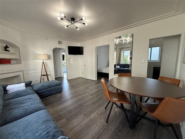 Photo - 1536 Jefferson Ave Unit 1