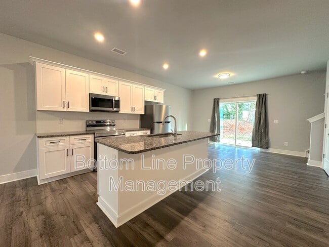 Photo - 3814 Starmount Ave