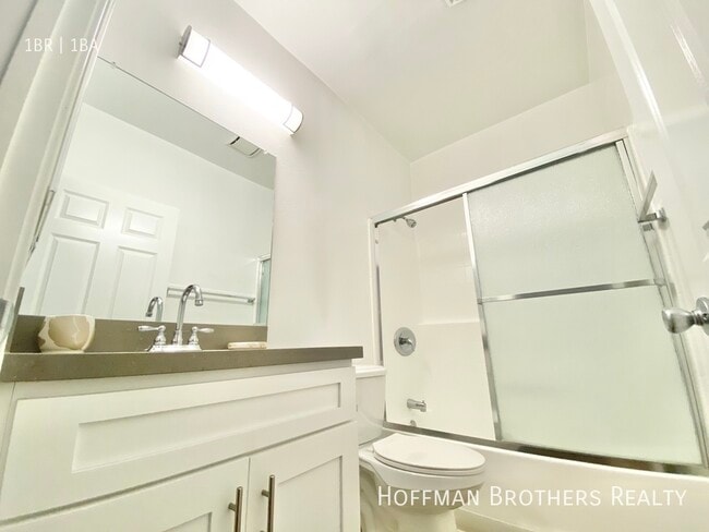 Photo - 1325 N Sierra Bonita Ave Unit 112