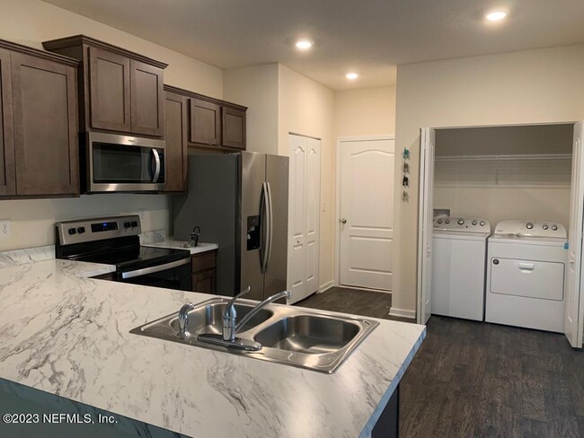 Building Photo - 7963 Echo Springs Rd Rental