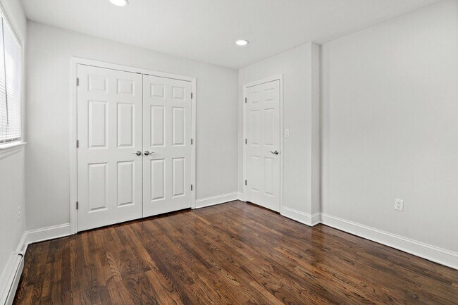 Riverview Manor Apartments