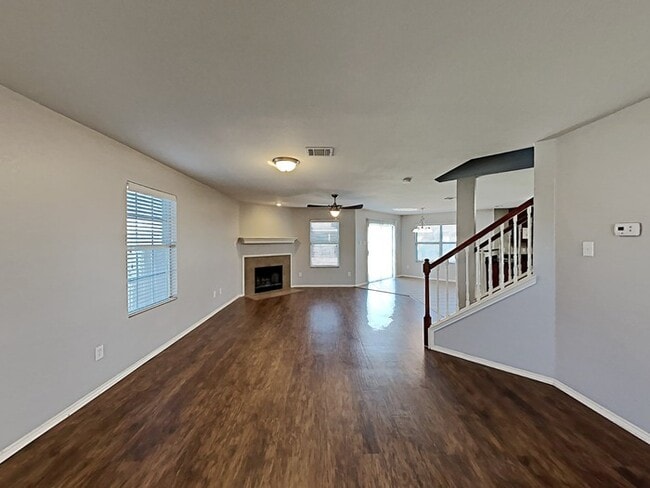 Photo - 2101 Franks St