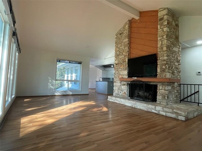 Photo - 5802 Longhorn Landing