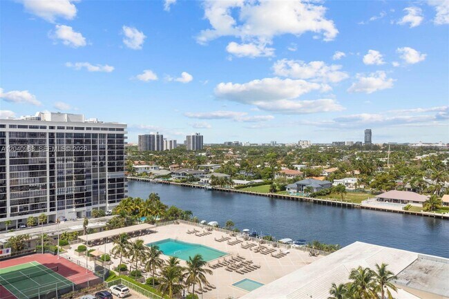 Building Photo - 1965 S Ocean Dr Unit 11E