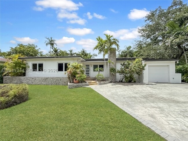 3128 Coconut Grove Dr