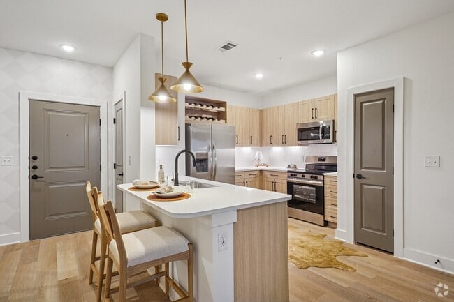 Building Photo - The Sylvan at Painted Tree Rental