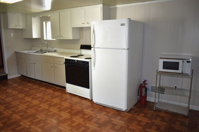 Photo - 1029 School St Unit 1029-2 ADV