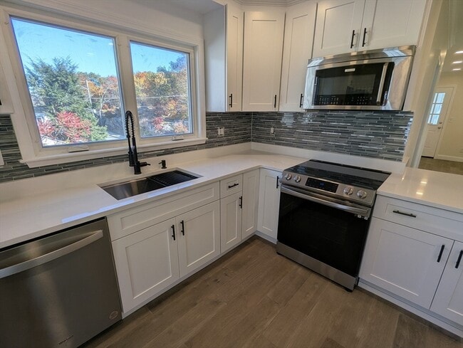 Photo - 296 Fulton St
