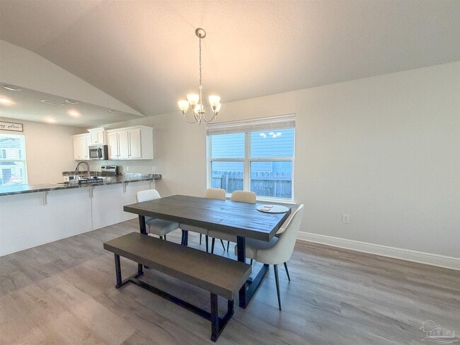 Photo - 392 Hilburn Ln