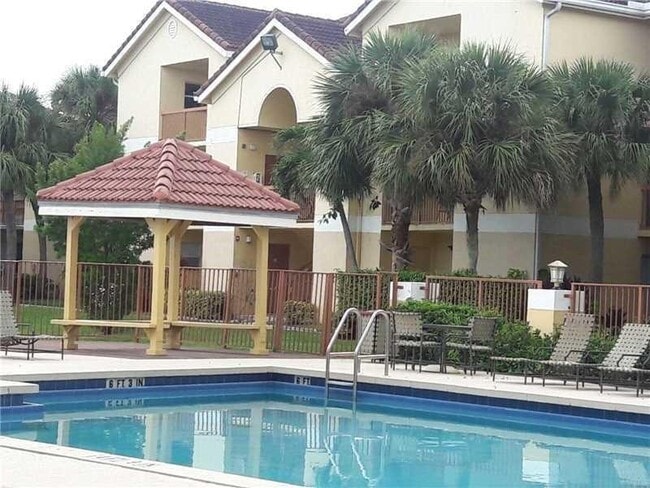 Photo - 7630 Westwood Dr Unit 330
