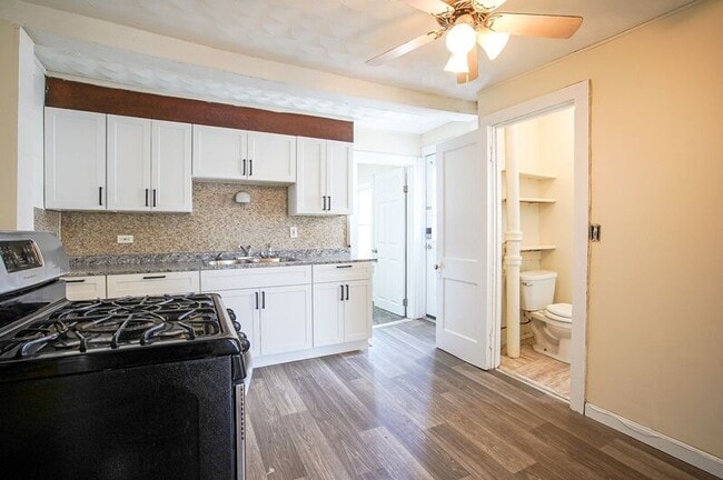 Photo - 32 Joy St Unit 2R