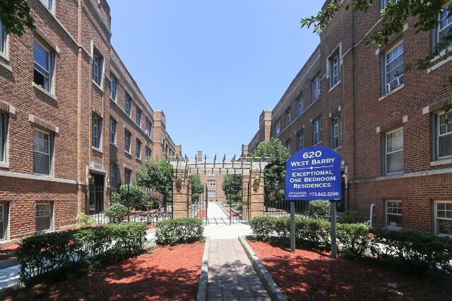 Photo - 718 W Barry Ave Unit J01P