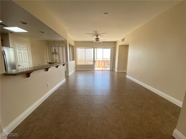 Building Photo - 67 E Agate Ave Unit 403 Rental