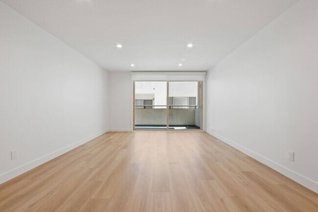 Photo - 801 2nd Street