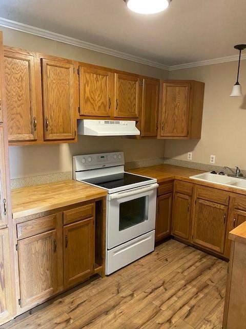 Photo - 1005 Main St