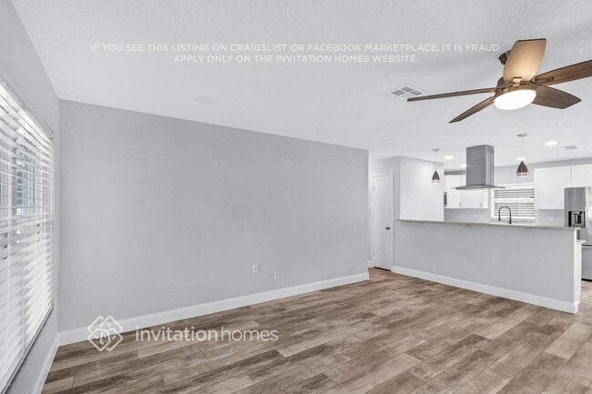 Photo - 1680 Arizona Ave NE