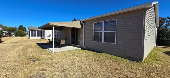 Photo - 1088 Gennesse Ln