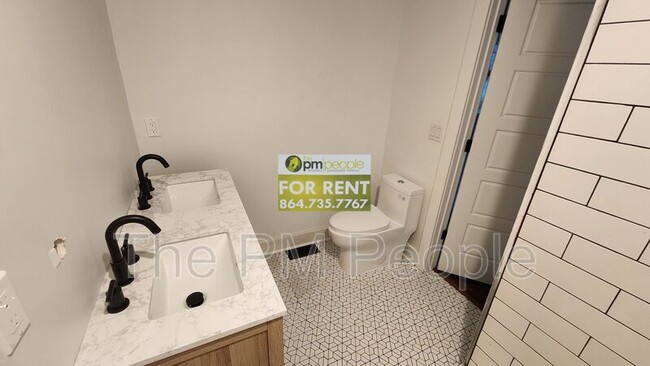 Photo - 108 St Lo Cir