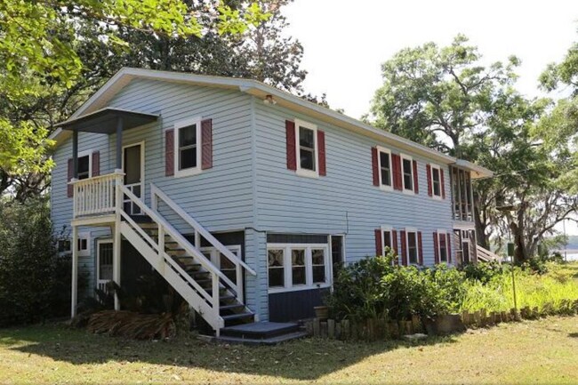 Photo - 1490 Creekwood Rd Unit 1