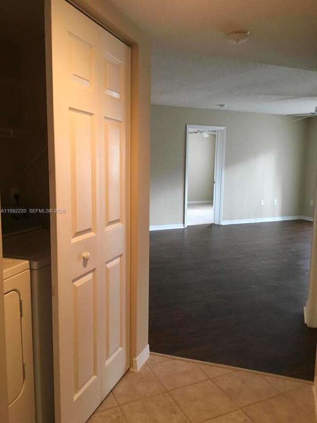 Photo - 4175 N Haverhill Rd Unit 906