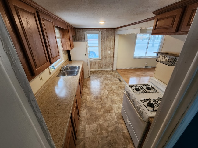 Photo - 11314 N Jennings Rd