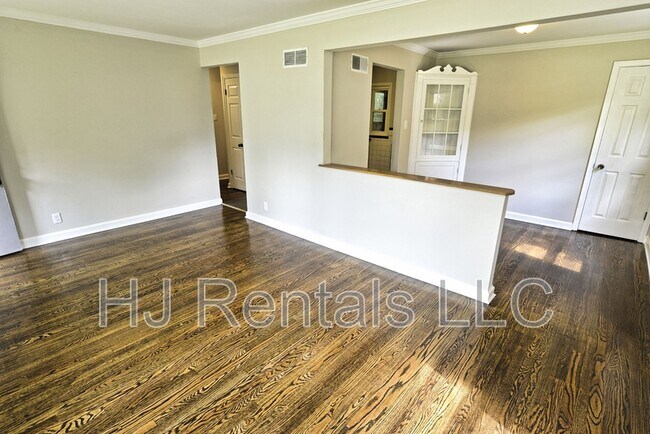 Photo - 9650 Cutler Dr