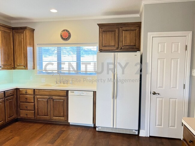 Photo - Beautiful 3/2/2 Situated On An Acre in Azle For Rent!