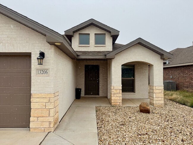 Photo - MOVE IN SPECIAL: First Full Month Half Off