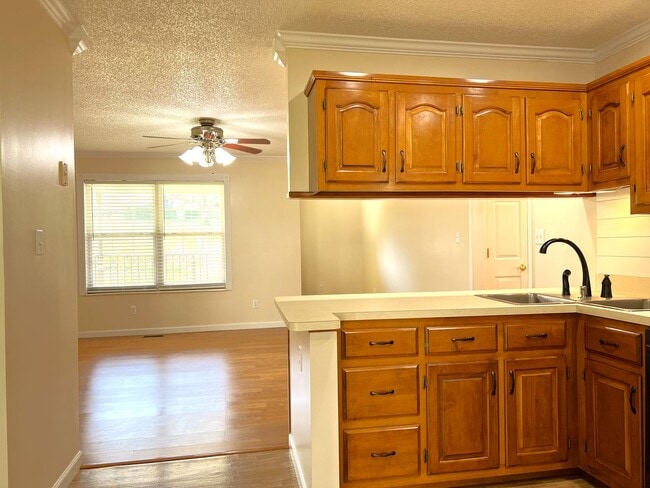 Photo - Maryville 37804 - 3 bedroom 2.5 bath - call Adam Sharp 865-254-0980