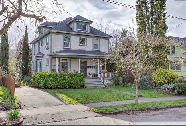 Street View - 9426 N Edison St Unit 1