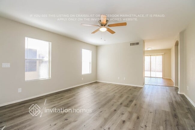 Photo - 10933 E Clovis Ave