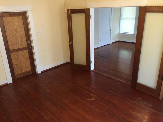 112 E Courtland Pl Unidad 2