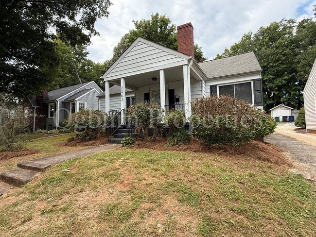 Building Photo - 2363 Jefferson Ave