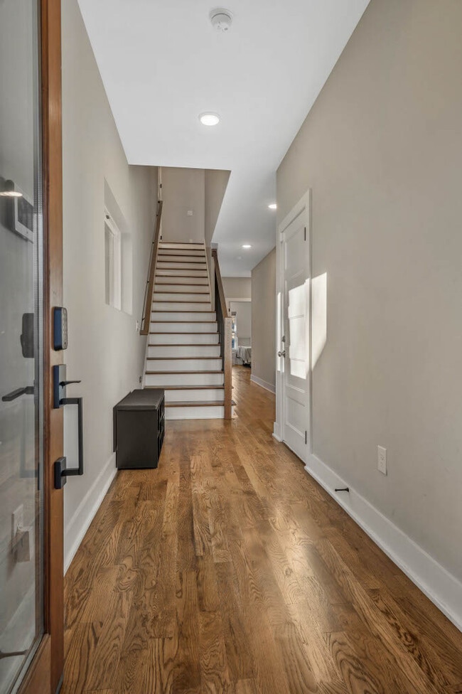 Photo - 1909 Hailey Ave