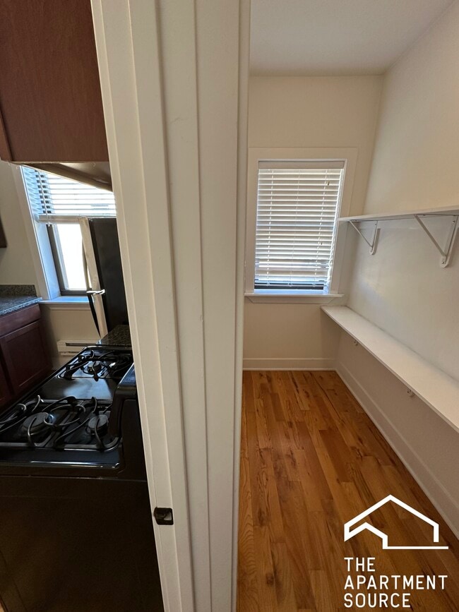 Photo - 1317 Oak Ave Unit G3