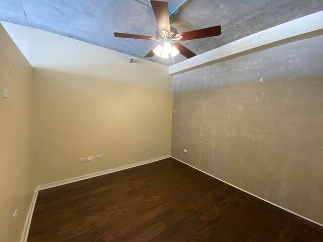 Photo - 1845 S Michigan Ave Unit 1004