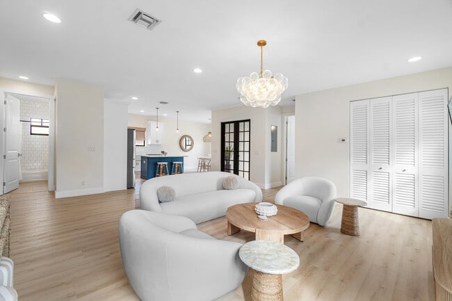 Photo - 7606 S Olive Ave