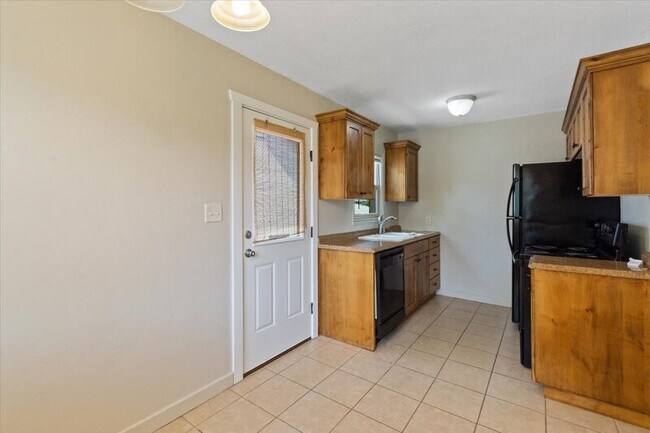 Photo - 1263 E Emerson Ave