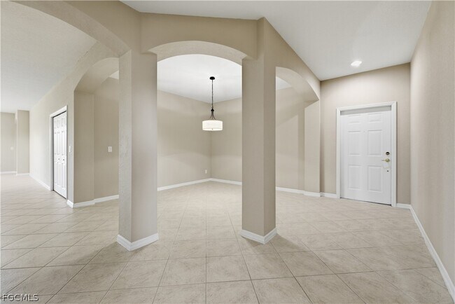 Photo - 14961 Reflection Key Cir Unit 431