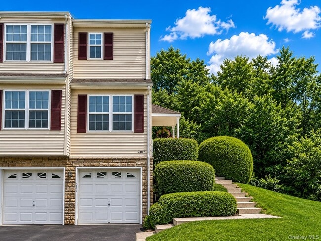 Building Photo - 2402 Rockledge Ct