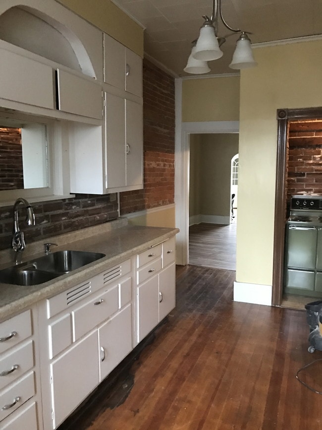 Photo - 2257 Jackson St