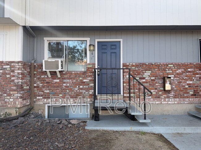 Photo - 1424 E 9th St Unidad 6