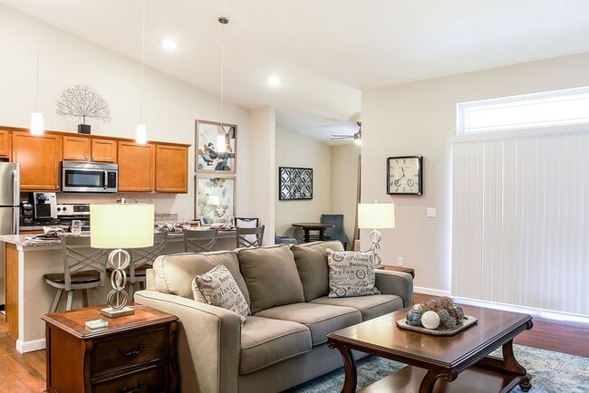 Vaulted Ceilings and Tons of Natural Light - Redwood Greer Abner Creek Road