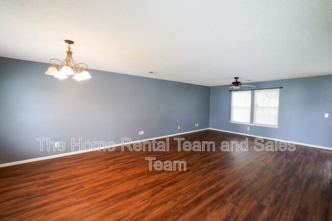 Photo - 8 Willow Lakes Dr