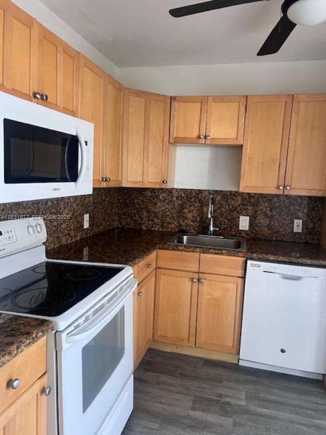 Photo - 3475 N Country Club Dr Unidad 204