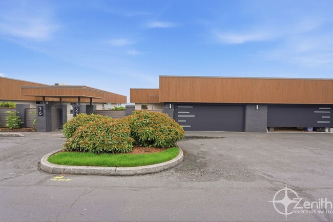 Photo - 6903 SE Riverside Dr Unit 3