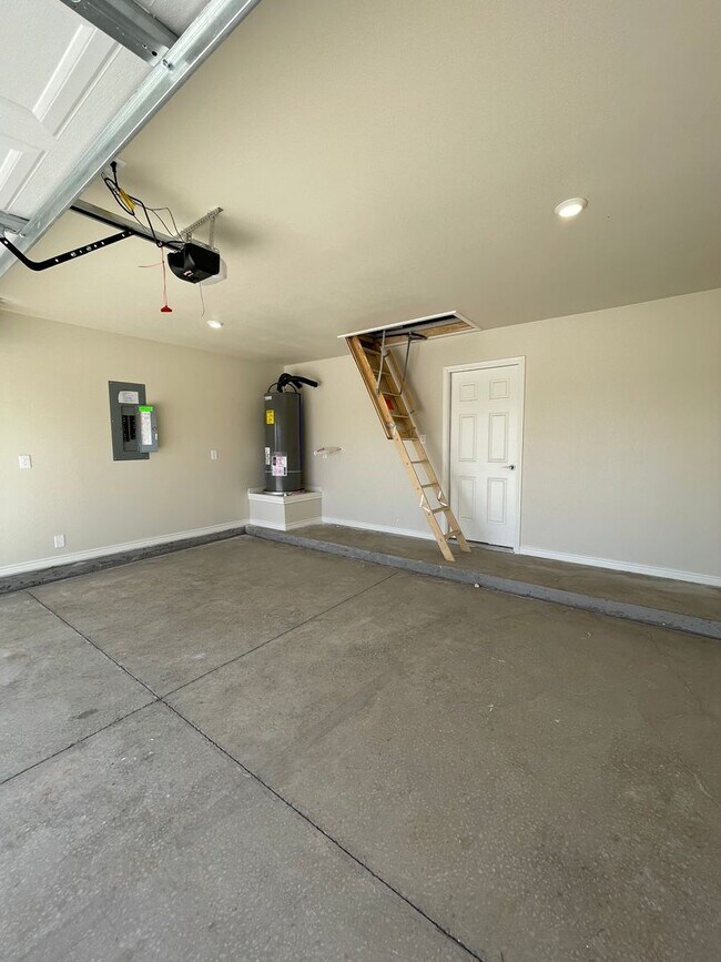 Photo - Brand NEW Construction in Midland, Tx!