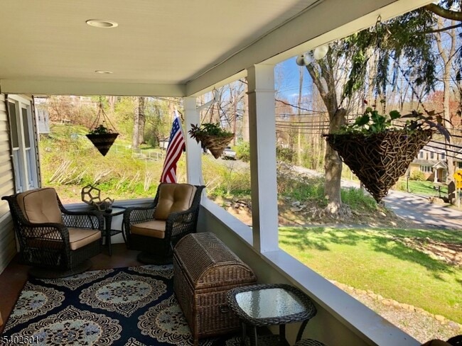 Photo - 21 Everdale Rd