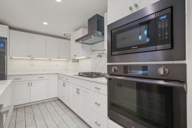 2203 W Giddings St Unit G