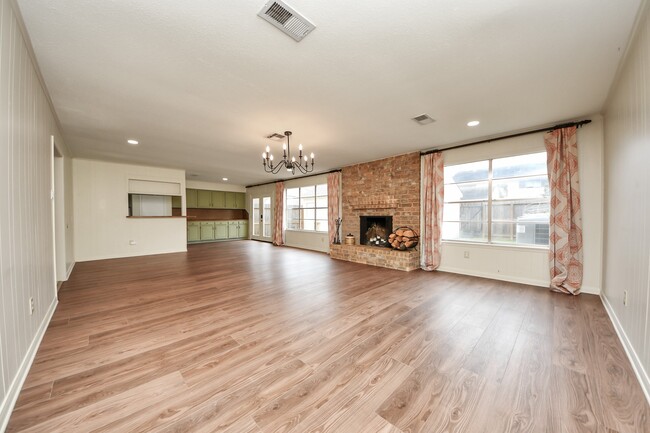 Photo - 3021 Teague Rd